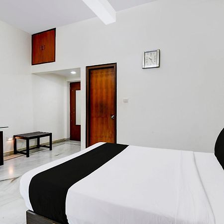 Hotel O Next Generation Guest House Liluah Exterior photo